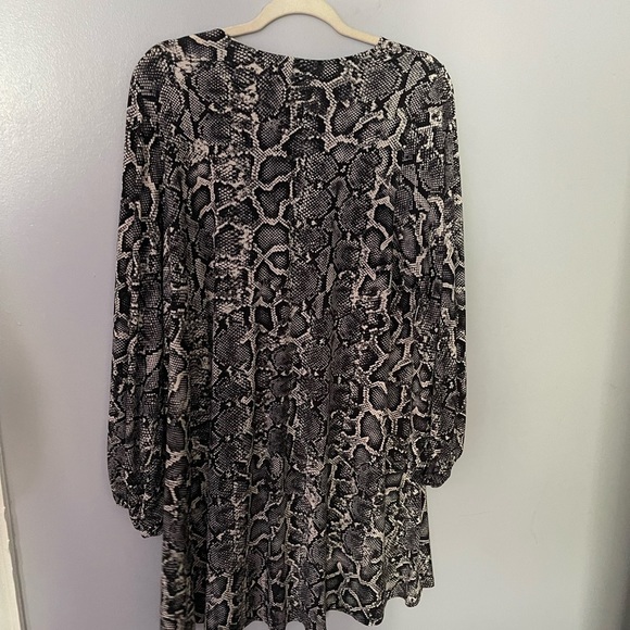 Show me your Mumu snake print long sleeved dress M - Picture 3 of 9